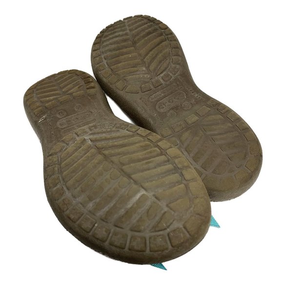 Crocs Brown with Teal Bow - Size 5 - Picture 7 of 7